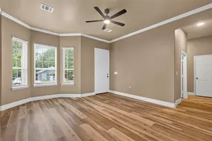 403 S 4th St, Bonham, TX 75418 - Photo 8