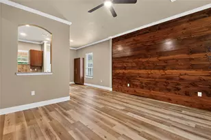403 S 4th St, Bonham, TX 75418 - Photo 4
