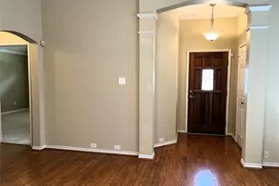 312 Moss Hill Rd, Irving, TX 75063 - Photo 6