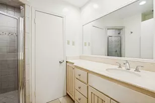 8545 Pickwick Ln, Dallas, TX 75225 - Photo 8