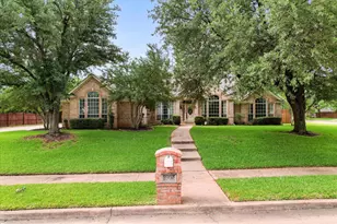 8904 Thornway Dr, North Richland Hills, TX 76182 - Photo 1