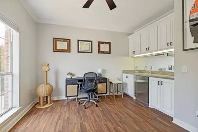 4167 Towne Green Circle, Addison, TX 75001 - Photo 12