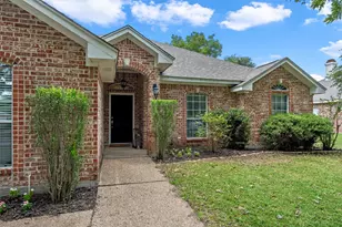 1112 Regina Dr, Hewitt, TX 76643 - Photo 2