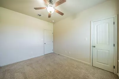 1812 Rockview Drive, Granbury, TX 76049 - Photo 18