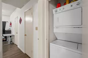 600 Bagby Ave, Waco, TX 76706 - Photo 16