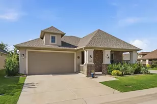 12621 Gritstone Dr, Denton, TX 76207 - Photo 2