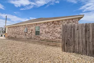 691 Park St, McGregor, TX 76657 - Photo 26