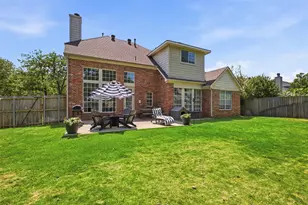 1395 Clear Creek Dr, Lewisville, TX 75067 - Photo 24