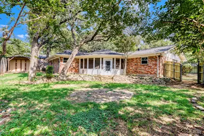624 Hillview Drive, Hurst, TX 76054 - Photo 28