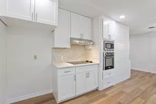 624 Hillview Dr, Hurst, TX 76054 - Photo 12