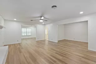 624 Hillview Dr, Hurst, TX 76054 - Photo 16