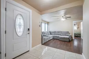3624 Hardeman St, Fort Worth, TX 76119 - Photo 4