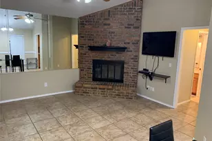 511 Essex Pl, Euless, TX 76039 - Photo 2