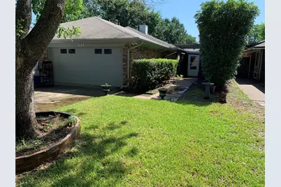 511 Essex Place, Euless, TX 76039 - Photo 1