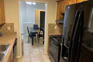 511 Essex Pl, Euless, TX 76039 - Photo 6