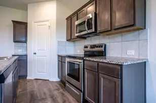 709 Alton Dr, Aubrey, TX 76227 - Photo 16