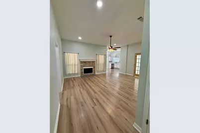 309 Catherine Street, Joshua, TX 76058 - Photo 4