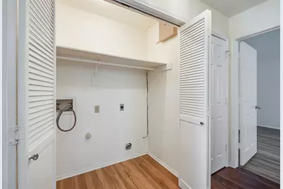 6304 Brookcrest Drive, Arlington, TX 76018 - Photo 10