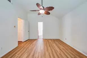 6304 Brookcrest Dr, Arlington, TX 76018 - Photo 12