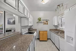 5550 Spring Valley Rd, Dallas, TX 75254 - Photo 10