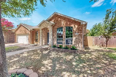 165 Hirth Drive, Crowley, TX 76036 - Photo 2