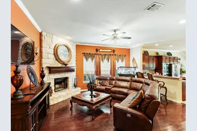 6004 Cedar Glen Court, Grand Prairie, TX 75052 - Photo 10