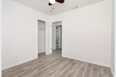 3009 W 11th Street, Irving, TX 75060 - Photo 30