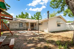 3009 W 11th St, Irving, TX 75060 - Photo 34