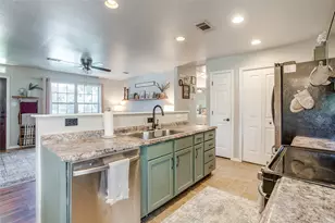 6605 Six J Ct, Granbury, TX 76049 - Photo 14
