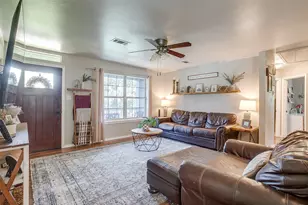 6605 Six J Ct, Granbury, TX 76049 - Photo 8