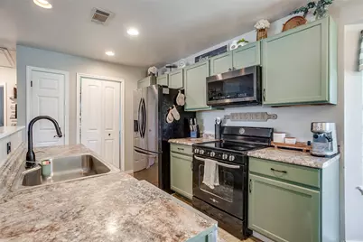 6605 Six J Court, Granbury, TX 76049 - Photo 12