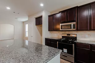 1512 Cockatiel Dr, Little Elm, TX 75068 - Photo 4