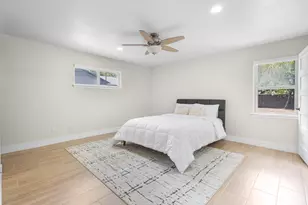 3908 Royal Ln, Dallas, TX 75229 - Photo 10