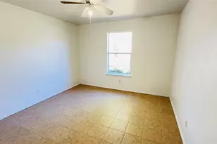 7632 Livvie Meador Ln, Dallas, TX 75227 - Photo 22