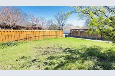 7632 Livvie Meador Lane, Dallas, TX 75227 - Photo 30