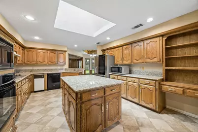 1913 Pecan Ridge Drive, Rowlett, TX 75088 - Photo 6