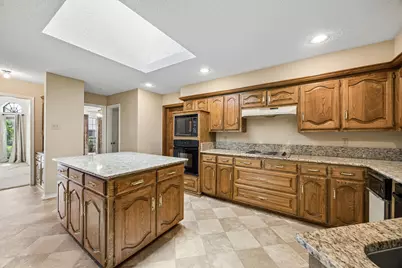 1913 Pecan Ridge Drive, Rowlett, TX 75088 - Photo 4