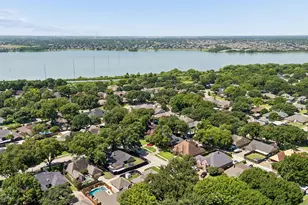 1913 Pecan Ridge Dr, Rowlett, TX 75088 - Photo 24
