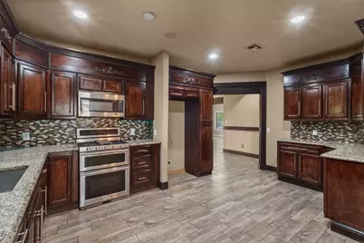 3030 Weisenberger Drive, Dallas, TX 75212 - Photo 10