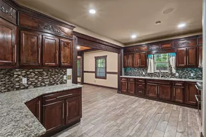 3030 Weisenberger Drive, Dallas, TX 75212 - Photo 8