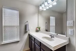 8657 Star Thistle Dr, Fort Worth, TX 76179 - Photo 18