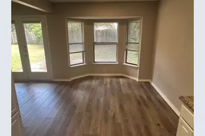 934 Robinwood Drive, Arlington, TX 76017 - Photo 6