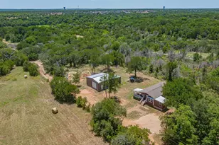 570 Armadillo Ct, Granbury, TX 76049 - Photo 32