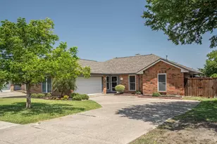 1719 Brighton Dr, Carrollton, TX 75007 - Photo 1