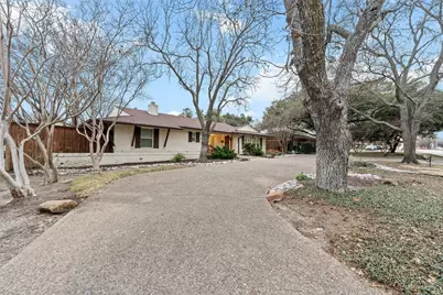 6806 Royal Lane, Dallas, TX 75230 - Photo 2