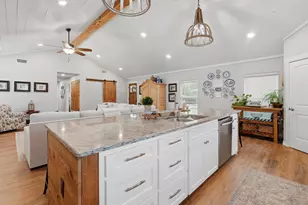 1313 Porter Ct, Granbury, TX 76048 - Photo 12