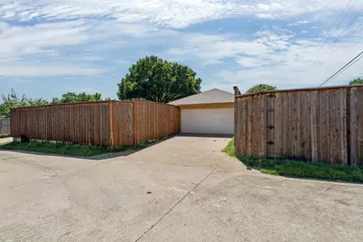 2416 Peachtree Lane, Plano, TX 75074 - Photo 30