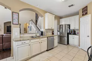 468 Willowlake Dr, Little Elm, TX 75068 - Photo 4