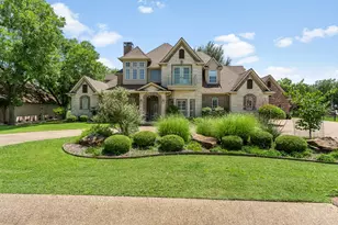 5809 Nutcracker Dr, Granbury, TX 76049 - Photo 2