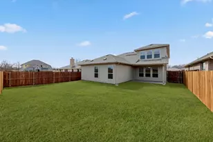2112 Sesaro Dr, Aubrey, TX 76227 - Photo 2